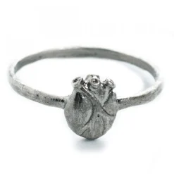 Anatomic Heart Ring Oxid Stor