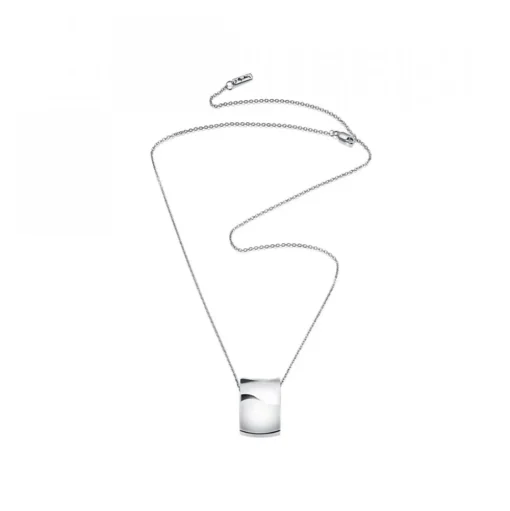 Hooked On Simone Necklace