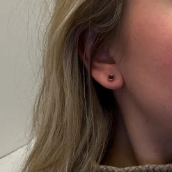 Rubinörhängen Däck Guld